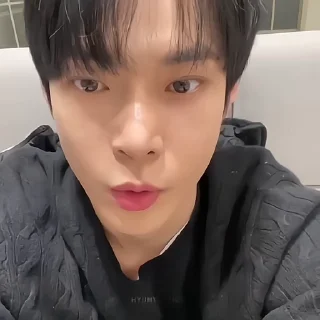 Sticker from ✮Doyoung  @misfitstk