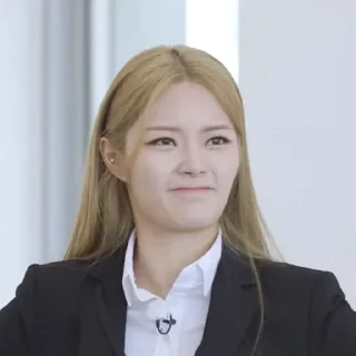 💋 emoji k-pop girl group (not very pop Telegram sticker 6 of 85