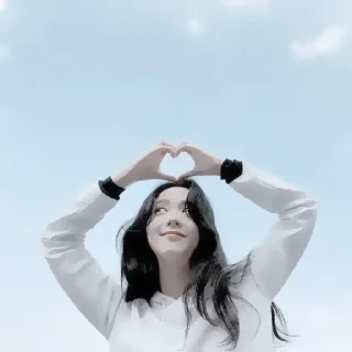 Sticker from jisoo : hb2u ! fr @lomicor 🎂