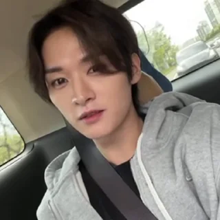 🐈‍⬛ emoji MINHO by @H7LPSKZ Telegram sticker 23 of 35