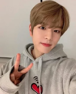 Sticker from Малыши стрей💋