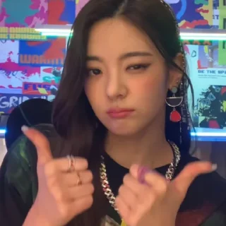 Sticker from . .☆Lia itzy☆. .