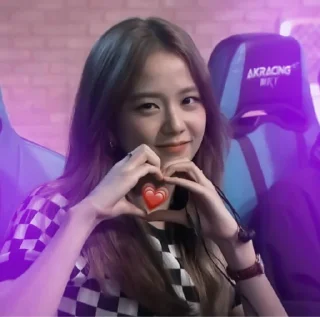 Sticker from ⋆Jisoo→ @chaenniex ּ   ᜔ ܳ