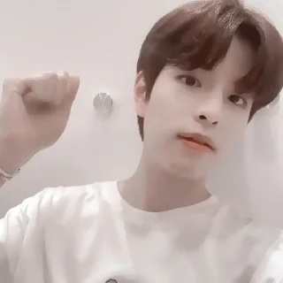 Sticker from あ 𝘢𝘦𝘴𝘵𝘩𝘦𝘵𝘪𝘤 𝘴𝘦𝘶𝘯𝘨𝘮𝘪𝘯 :; by @seduiisantee