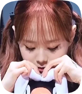 🤍 emoji ( 🤍 )) cute chuu by @helpfromamie Telegram sticker 10 of 40