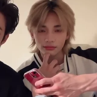 💱 emoji hyunjin tt live @vrsarchive Telegram sticker 9 of 35