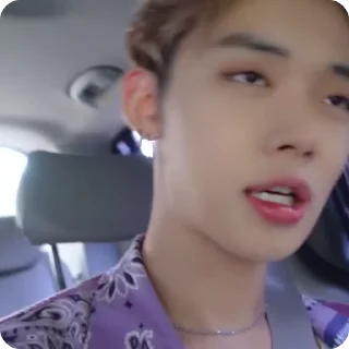 Sticker from 彡 yeonjun. 🐠