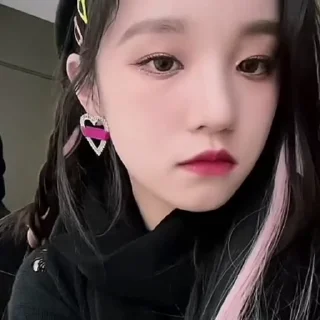 📬 emoji yuqi % @frmicop Telegram sticker 10 of 30