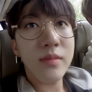 ☘ emoji ✞changbin✞ ¡! 𝑏𝑦 @kikikoosw Telegram sticker 12 of 29