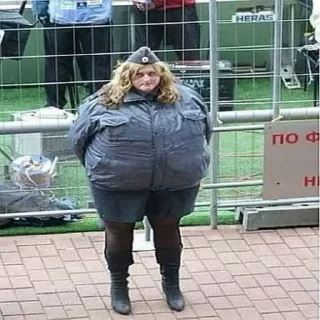 🥶 emoji полные женщины Telegram sticker 16 of 60