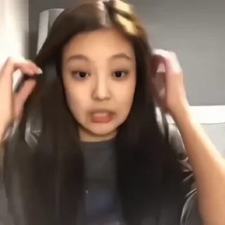 Sticker from sweet jennie <3
