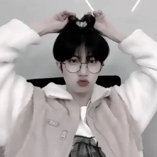 🍬 emoji ^^ wonjin by @btsseas Telegram sticker 6 of 25