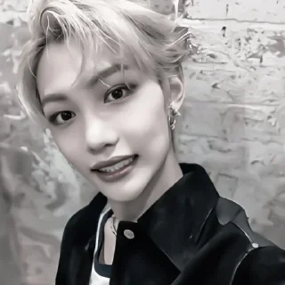📷 emoji 𖥻 felix : 📷 : @lumicore_present Telegram sticker 7 of 40