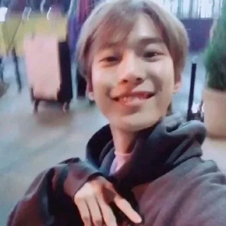 🫠 emoji doyoungme Telegram sticker 12 of 40