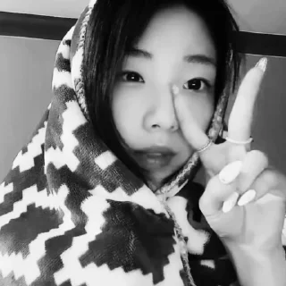 🌠 emoji Bw Yeojin @loonahellp Telegram sticker 6 of 50