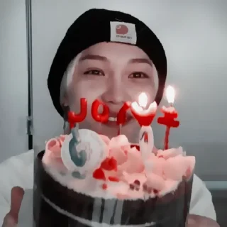 Sticker from #𝐇𝐁𝐃: 𝖿𝖾𝗅𝗂𝗑 🎂 ;: by @paradismaudit