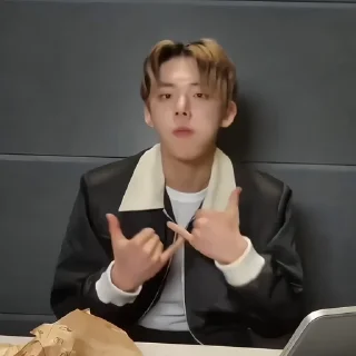 🌀 emoji YEONJUN – @TXTH1LP Telegram sticker 10 of 30
