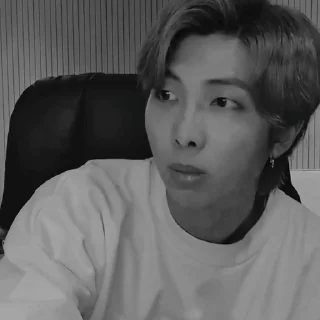 🖇 namjoon<3, стікер Telegram 14 з 17