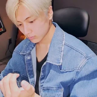 jay @H2EYN