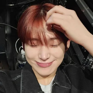 🥺 emoji 𖥻 ֹ ִ ─  suno℡ fr AENLLI Telegram sticker 9 of 12