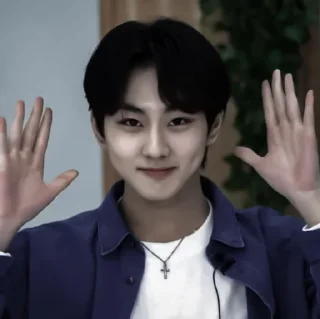 Sticker from #jungwon aesthetic «♣️ by @lumicore_present