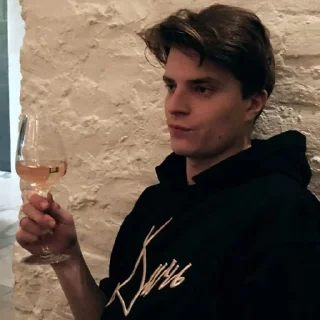 🍾 emoji Сергей Горошко секси бомба💗 Telegram sticker 23 of 51