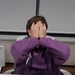 🙈 emoji булочка с 3рачей Telegram sticker 20 of 107