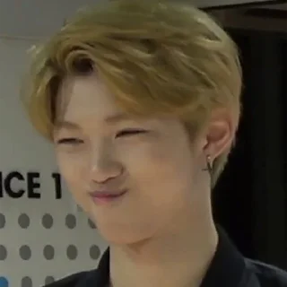 ☺️ emoji булочка с 3рачей Telegram sticker 24 of 107