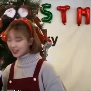 🐸 emoji dalso dalso kaja christmas edition @liveforyeojin Telegram sticker 10 of 31