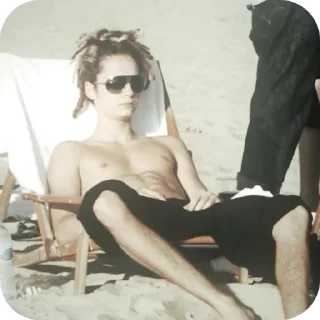 Sticker from Tom Kaulitz😍
