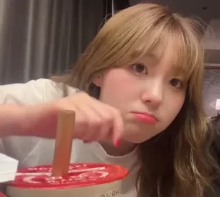 😢 emoji Chaehyun kep1er Telegram sticker 19 of 33
