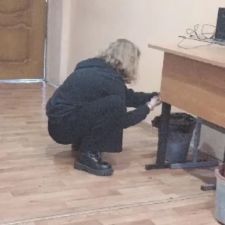 🧎 Школота, стикер Telegram 16 из 33