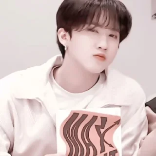 🐖 #𝐦𝐨𝐨𝐝: changbin ;: by @paradismaudit, Telegram sticker 21 of 40