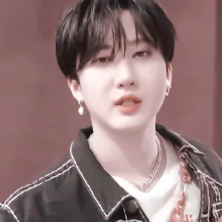 #𝐦𝐨𝐨𝐝: changbin ;: by @paradismaudit