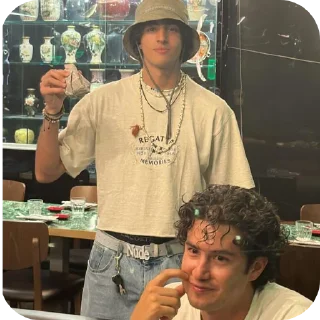 🎩 Davidе, sticker Telegram 15 sur 28