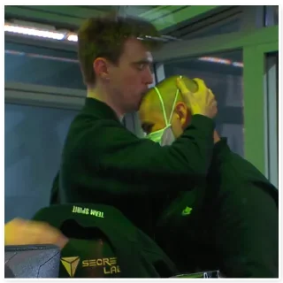 @DOTA2 Players Emotions