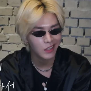 🥨 ✦ yuta : @milwuni, стікер Telegram 23 з 40
