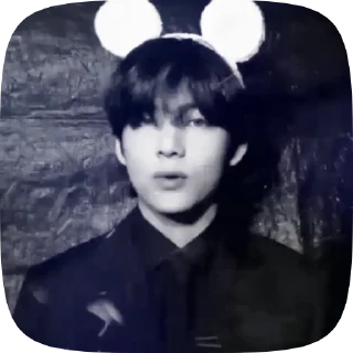 💙 ᴛᴀᴇʜʏᴜɴɢ., стікер Telegram 20 з 50