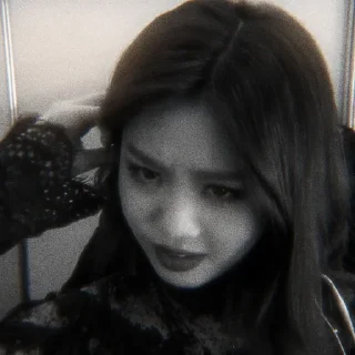 🤨 @soojinarchq, стікер Telegram 6 з 43