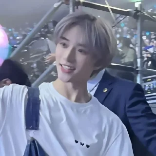 👾 #. beomgyu [ @misakostickers ], sticker Telegram 15 sur 30