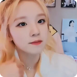🧞‍♀️ #yuqi (🧞‍♀️) !! @ly3hp . . @ly3me, стикер Telegram 23 из 50