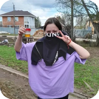 🧥 Тупая вумен, стикер Telegram 24 из 120
