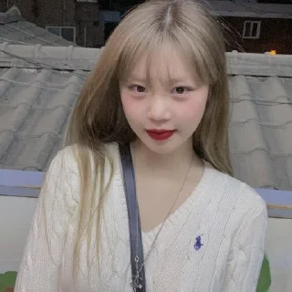 🛍️ soojin by @stikersbsbs, Telegram sticker 5 of 56