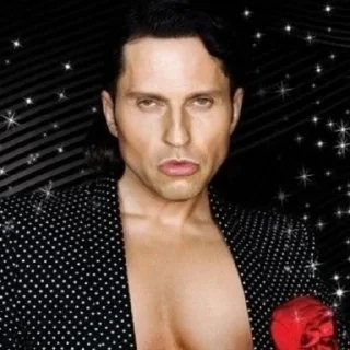 😘 Hyde, sticker Telegram 9 sur 11