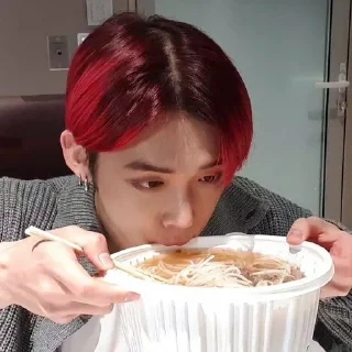 🌟 Yeonjun, стікер Telegram 23 з 100