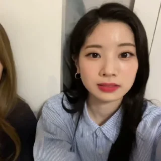 💛 dear dahyun @helptw9ce, sticker Telegram 18 sur 50