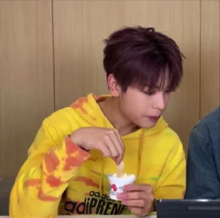 🥀 yechan @yeonjununnie, Telegram sticker 5 of 35