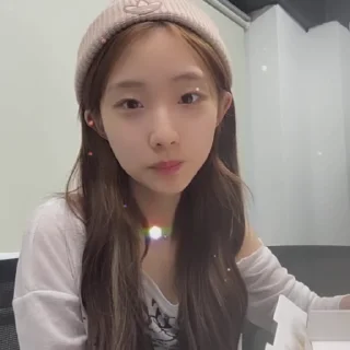 🌰 yeojinᅠᅠ? ᅠᅠ@ST01W, стікер Telegram 13 з 30