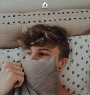 🫢 дилан, sticker Telegram 21 sur 31