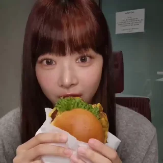 🍔 eunchae @airistic, стикер Telegram 12 из 30